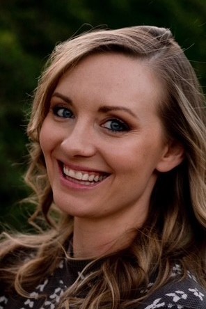 A portrait of Lena Alelunas